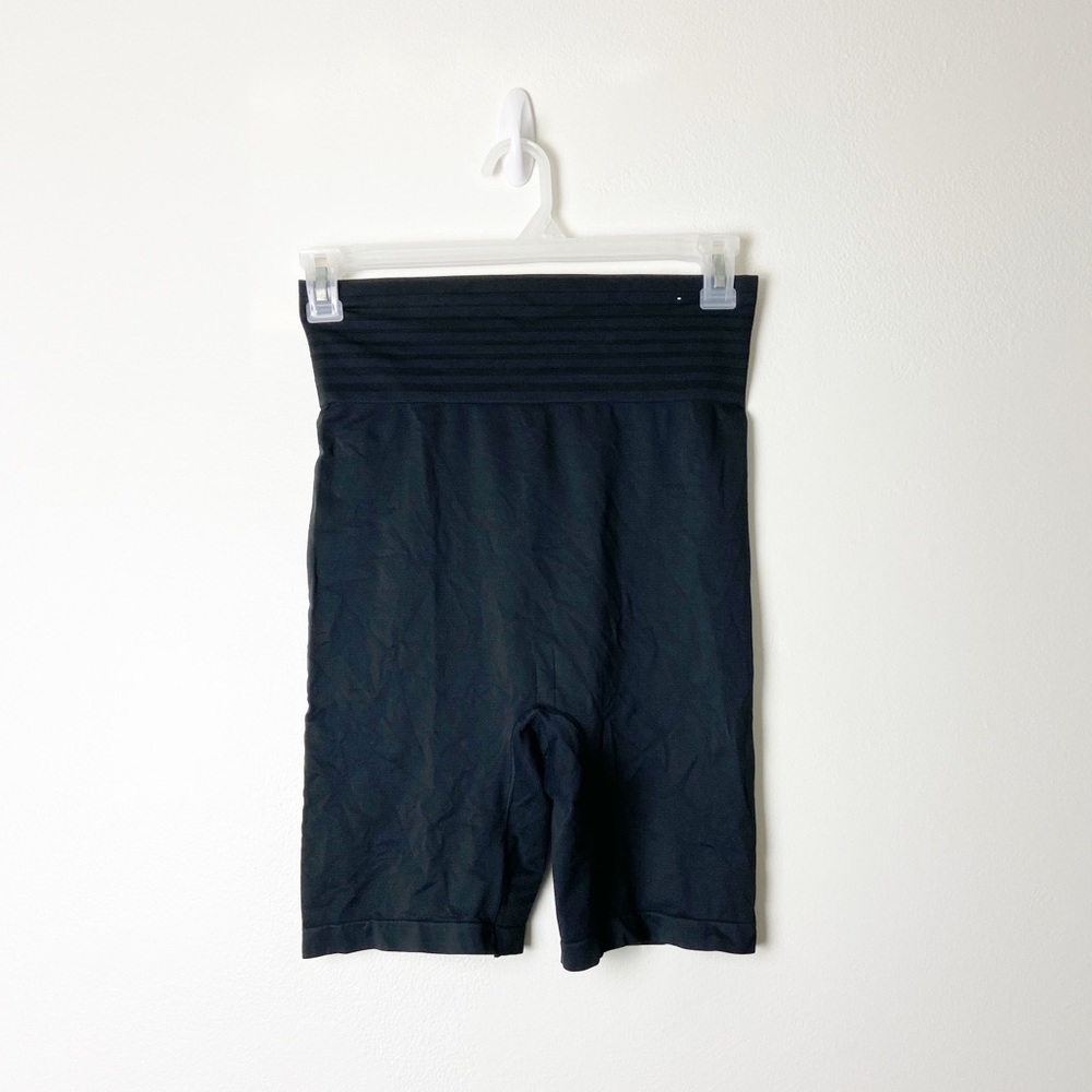 CACIQUE • Women’s The Smoother Ultra High Waist Short in Black Size 18/20